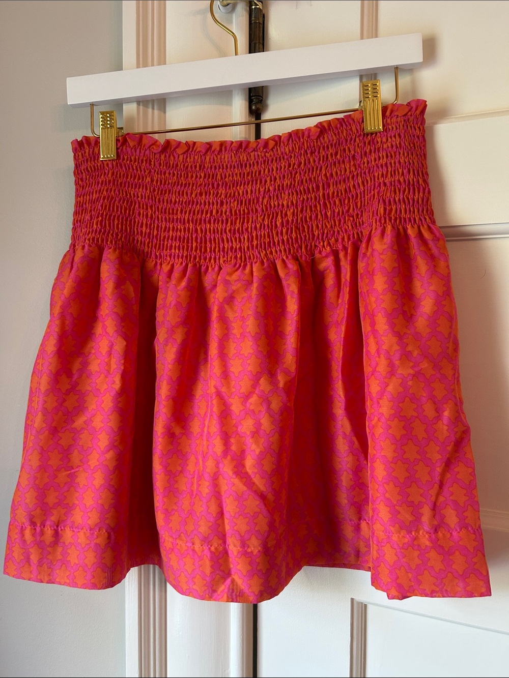 J. Marie, Adorable Smocked Waist Mini Skort in Pink and Orange Floral Pattern - Picture 2 of 4